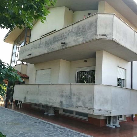Old Club Casa Vacanze Carlo Trani Aprilia Exterior photo