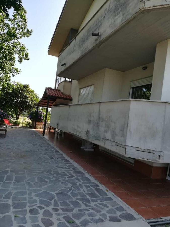 Old Club Casa Vacanze Carlo Trani Aprilia Exterior photo